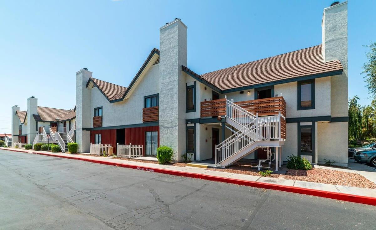 Metro Phx Promo Apartment