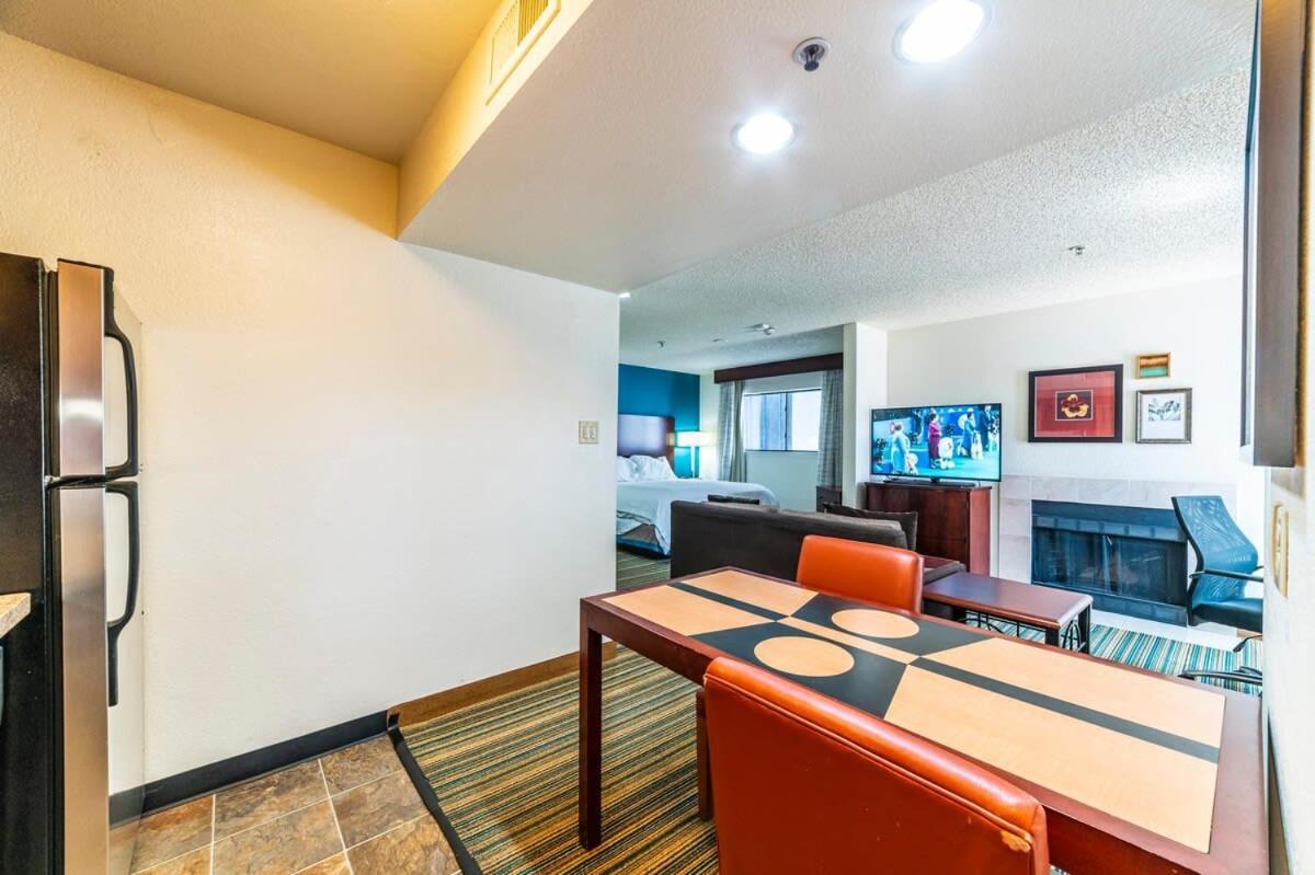 Apartment Metro Phx Promo *